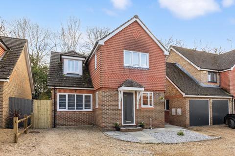 4 bedroom detached house for sale, Heath Close, Sayers Common, BN6