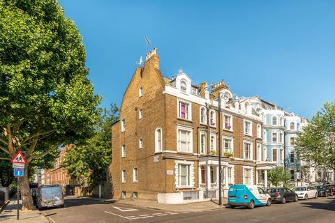 3 bedroom flat to rent, Colville Road, Westbourne Grove, London, W11