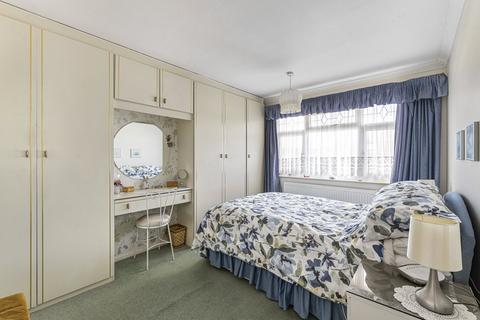 undefined, Highbanks Close, Welling, Kent, DA16
