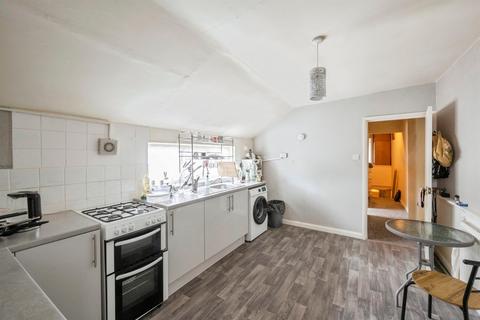 2 bedroom terraced house for sale, Frodingham Road, Scunthorpe