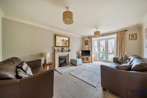 undefined, Dartmoor Close, Rushey Platt, Swindon, SN5