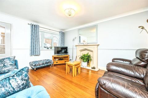 undefined, Pembroke Close, Warwick, Warwickshire, CV34