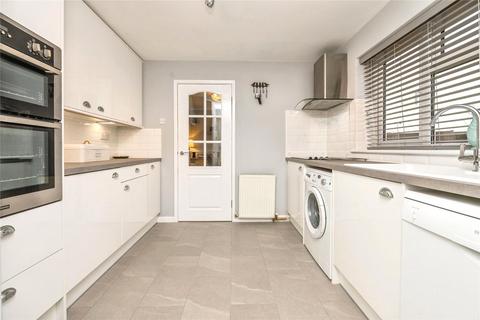 undefined, Pembroke Close, Warwick, Warwickshire, CV34