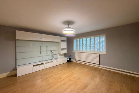 undefined, Ipswich Walk, Birmingham, B37