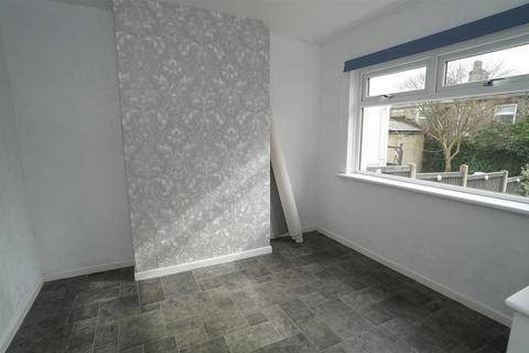 undefined, Wood View Drive, Eccleshill, Bradford