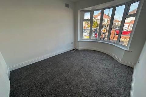 2 bedroom bungalow to rent, Rutland Avenue, Thornton-Cleveleys, FY5