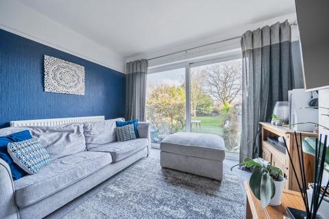 3 bedroom semi-detached house for sale, 19 Clee Avenue, Kidderminster
