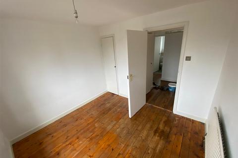 undefined, The Willoughbys, London