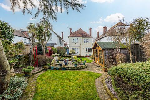 4 bedroom detached house for sale, The Broadway, Southend-on-sea, SS1