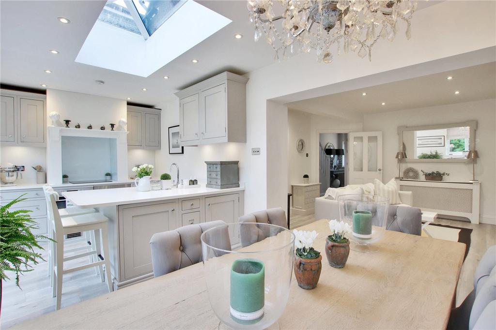 Kitchen/Breakfast Rm
