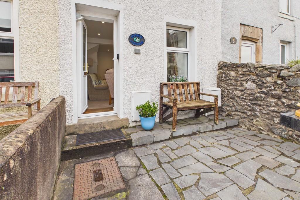 Front Forecourt Garden