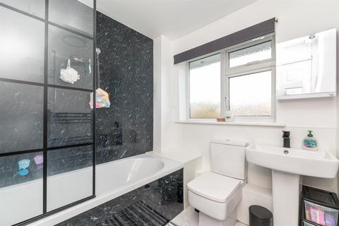 undefined, Farnley Road, Menston LS29