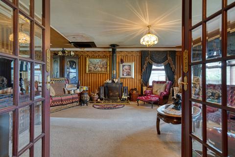 undefined, Shalimar, Kilmaurs, Kilmarnock
