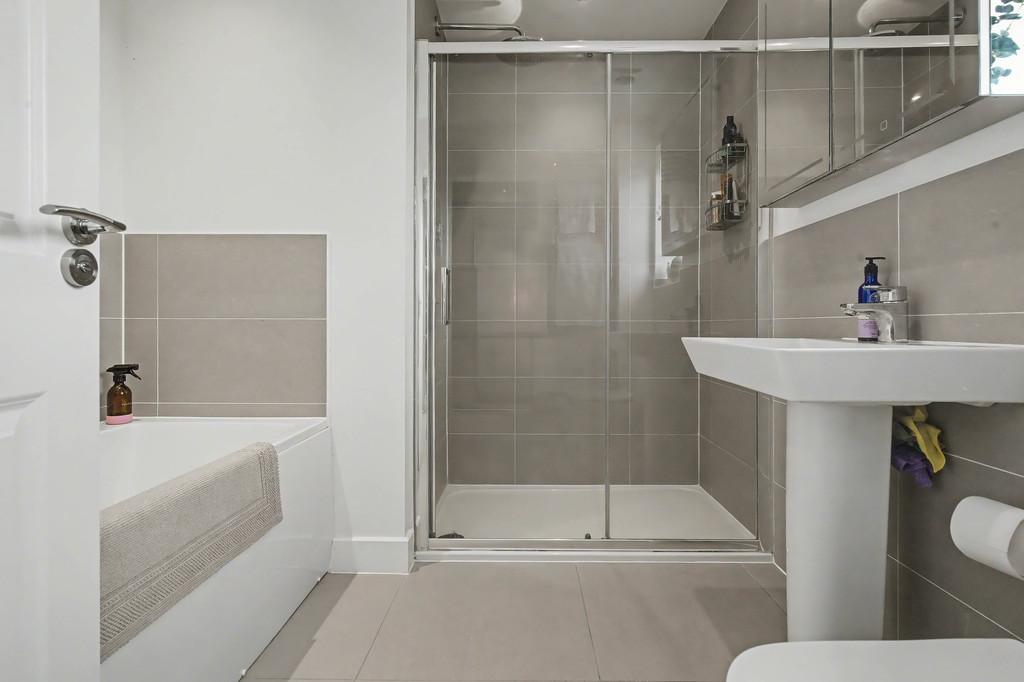 Bedroom Back Left En-Suite