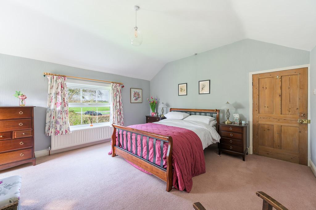 Bedroom 1b