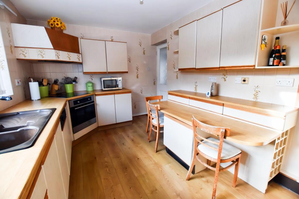 Kitchen 3