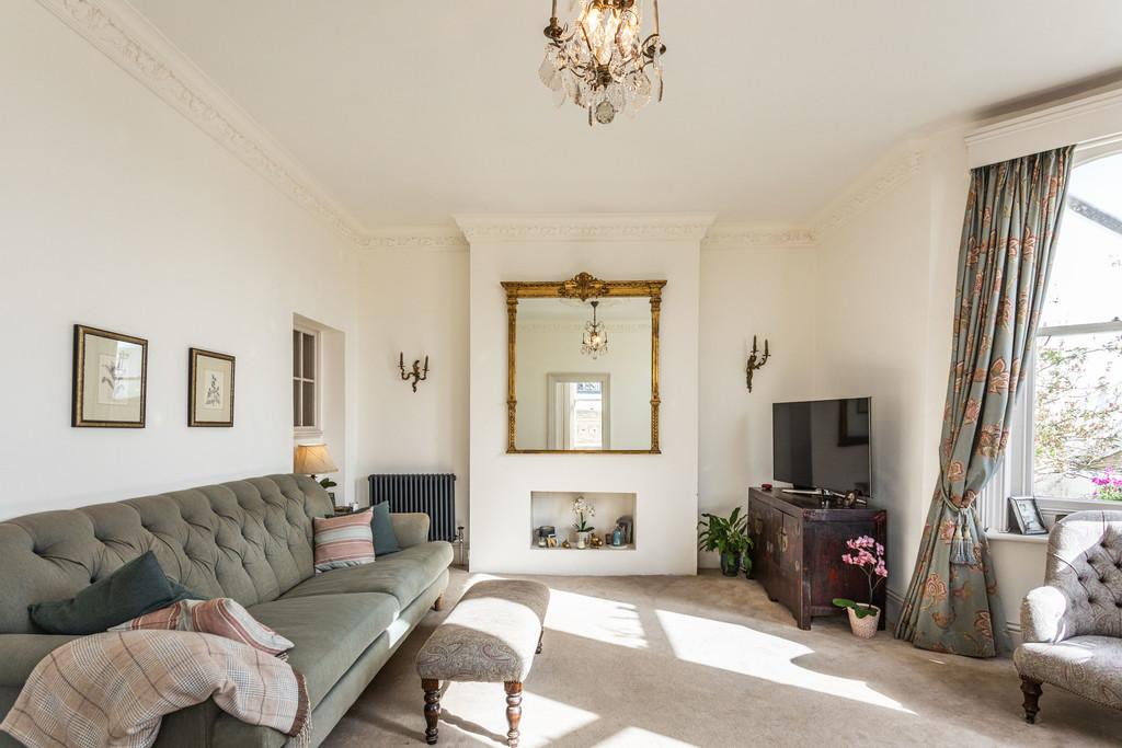 1, 171 Kingsway-22
