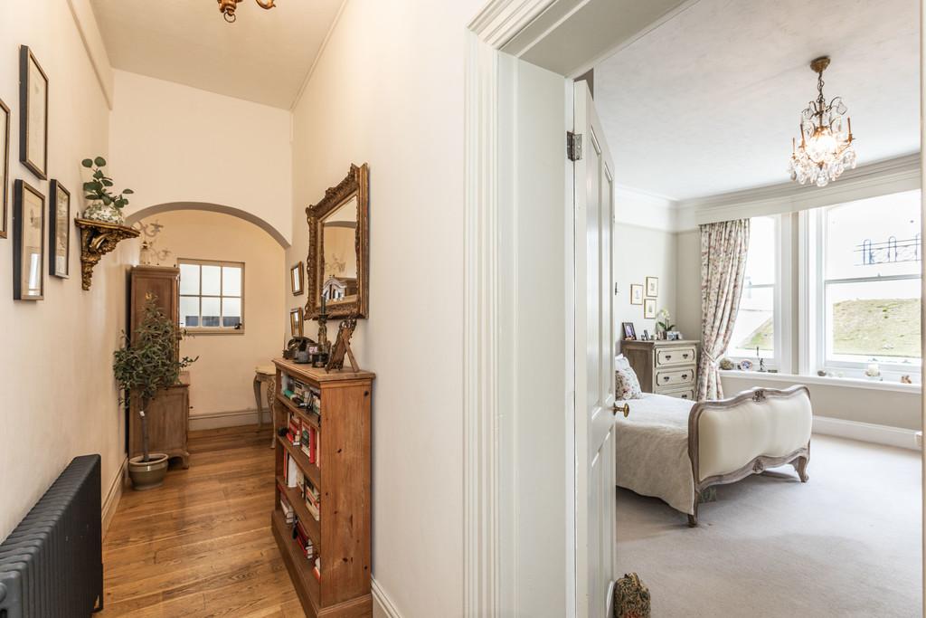 1, 171 Kingsway-36