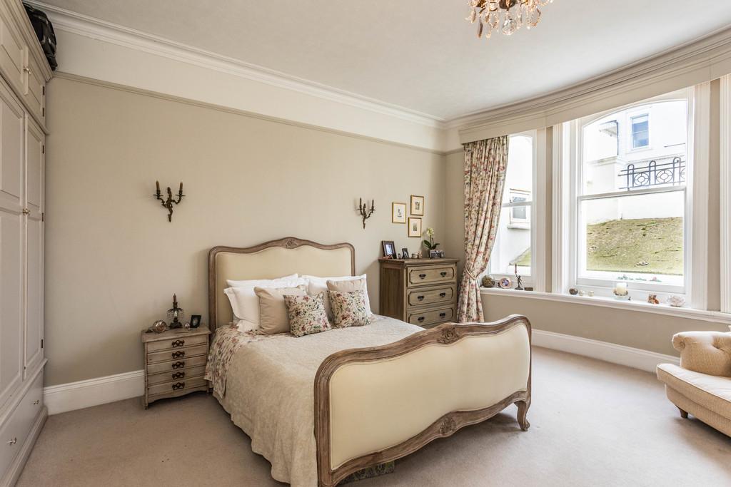 1, 171 Kingsway-38