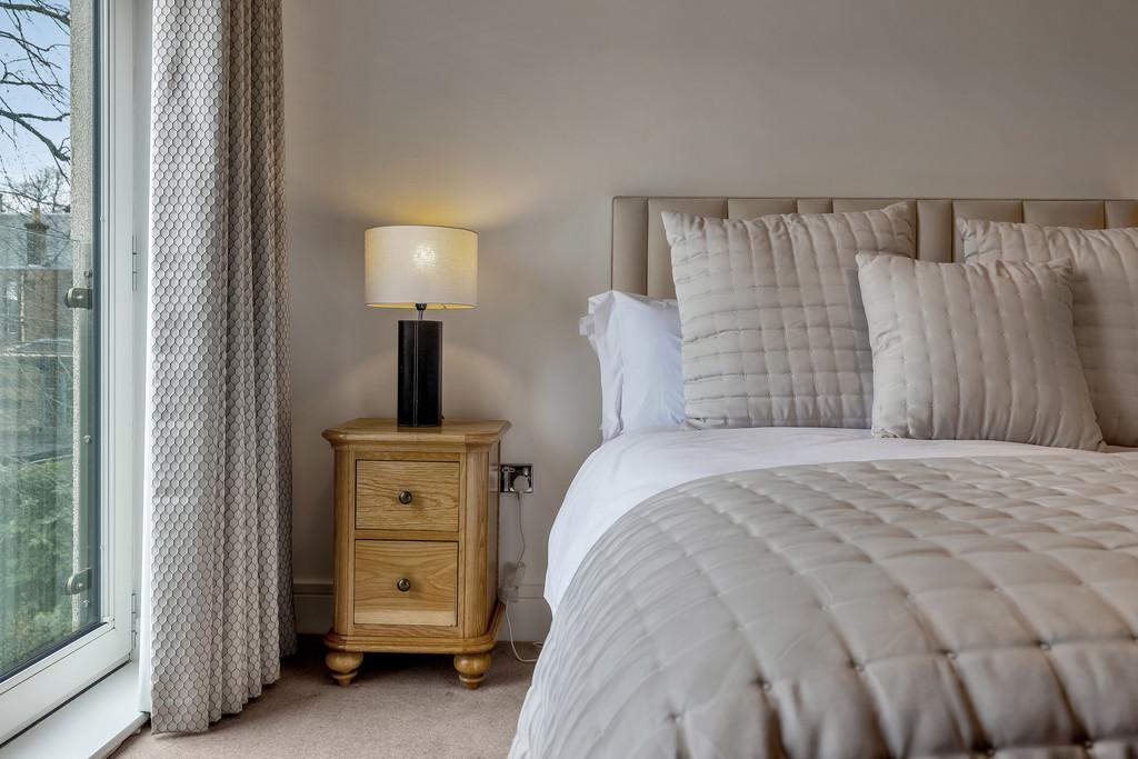 63-print-38 Hughenden Road Flat 1.1 11