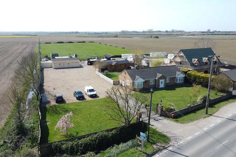 3 bedroom detached bungalow for sale, Iretons Way, Chatteris