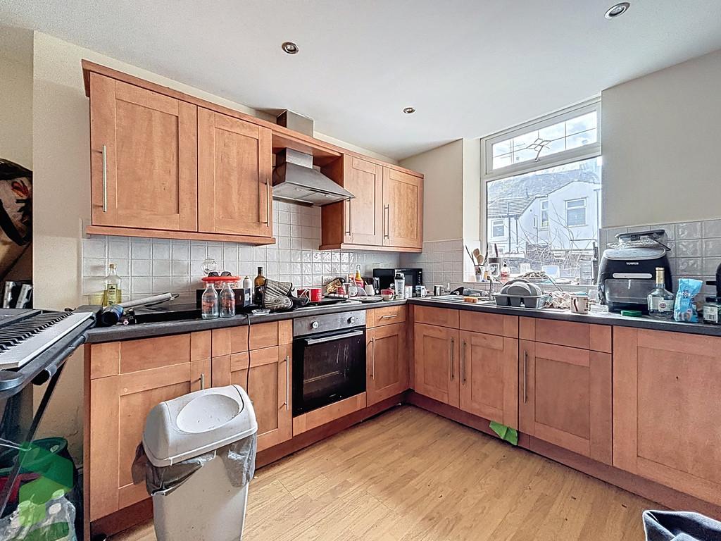 Fitted dining kitchen