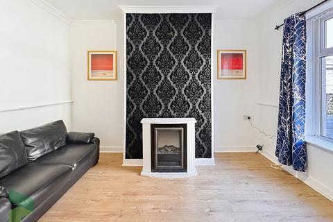 3 bedroom terraced house for sale, Lloyd Street, Darwen