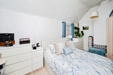 2 bedroom semi-detached house for sale, Derby Road, Mansfield, NG18