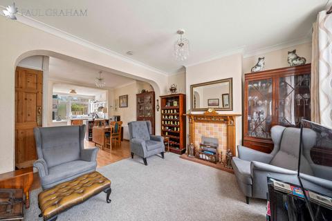 2 bedroom terraced house for sale, Francis Road, Wallington
