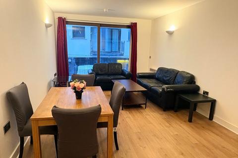 2 bedroom apartment to rent, Advent Way, Manchester