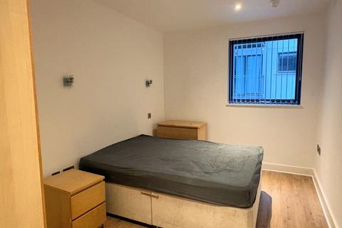 2 bedroom apartment to rent, Advent Way, Manchester