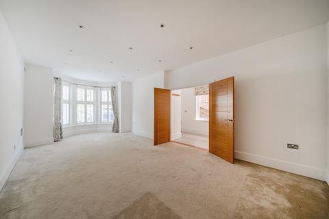 undefined, Sycamore Court, Oatlands Chase, Weybridge, KT13