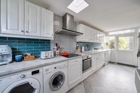 undefined, Templemere, Weybridge, KT13
