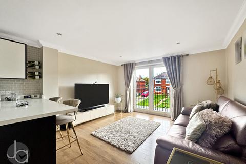 2 bedroom apartment for sale, Main Road, Harwich CO12