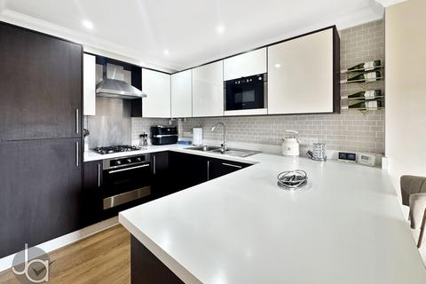 2 bedroom apartment for sale, Main Road, Harwich CO12
