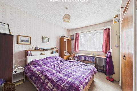 undefined, Luckley Road, Wokingham