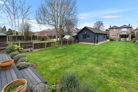 4 bedroom detached house for sale, Malting Green Road, Colchester CO2