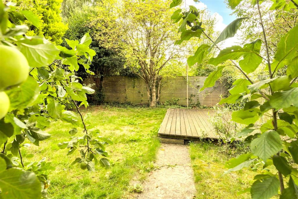 PRIVATE GARDEN.jpg