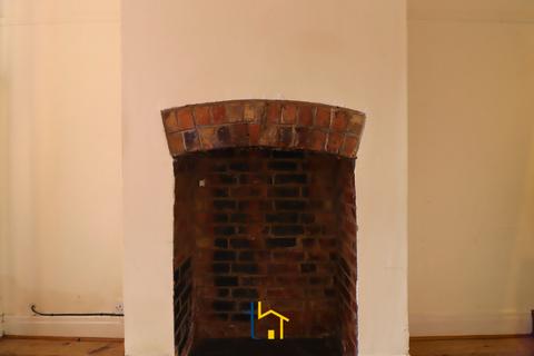 2 bedroom terraced house to rent, Dunton Street, Leicester