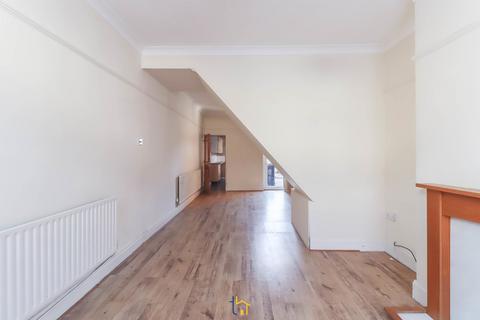 2 bedroom terraced house to rent, Dunton Street, Leicester