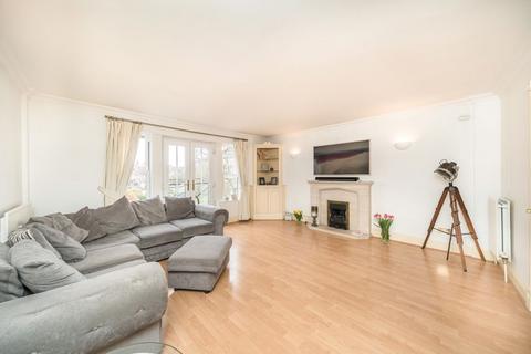 undefined, Hayward Road, Thames Ditton KT7