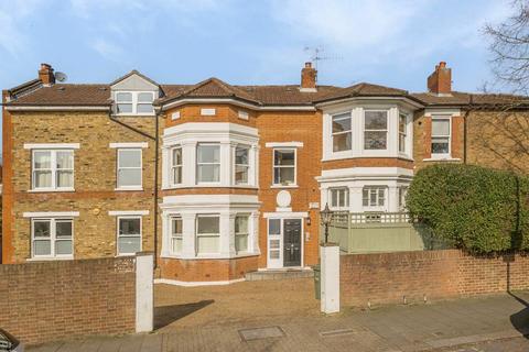 3 bedroom flat for sale, Kirkstall Road, London SW2