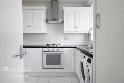 undefined, Narford Road, LONDON