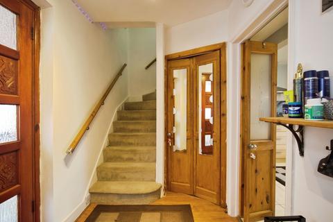 2 bedroom end of terrace house for sale, MacDonald Avenue, Dagenham, Essex, RM10