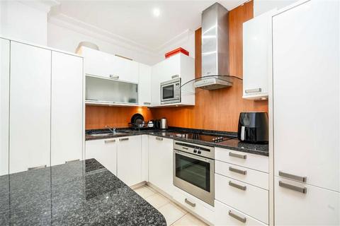 undefined, Melliss Avenue, Kew TW9
