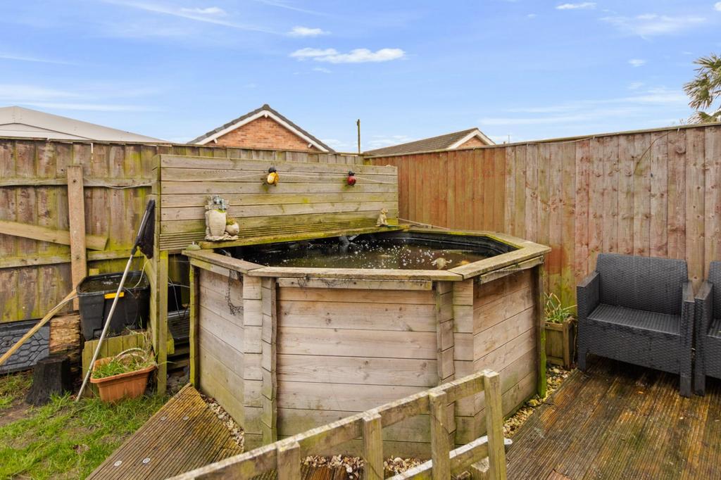 Feature Pond