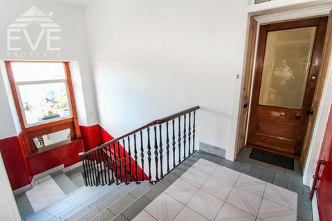 3 bedroom apartment for sale, Canal Street, Renfrew PA4
