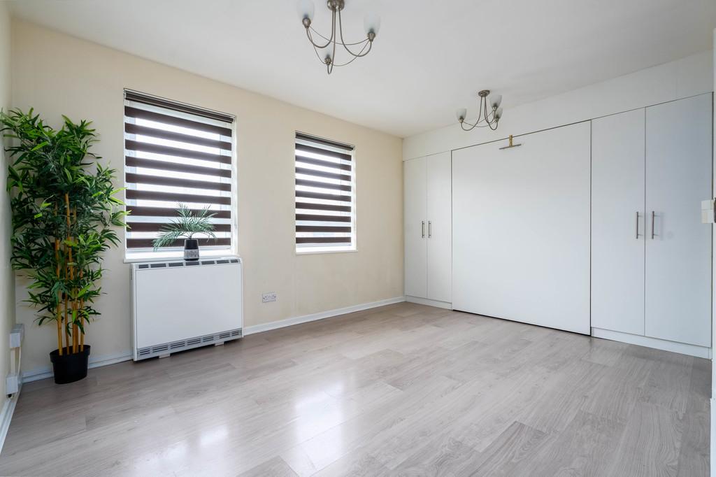 Bluebell Close, Huntington, CH3 6 RP