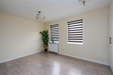 Studio for sale, Bluebell Close, Chester CH3