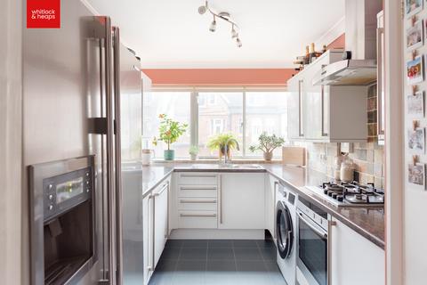 2 bedroom flat for sale, Grand Avenue, Hove